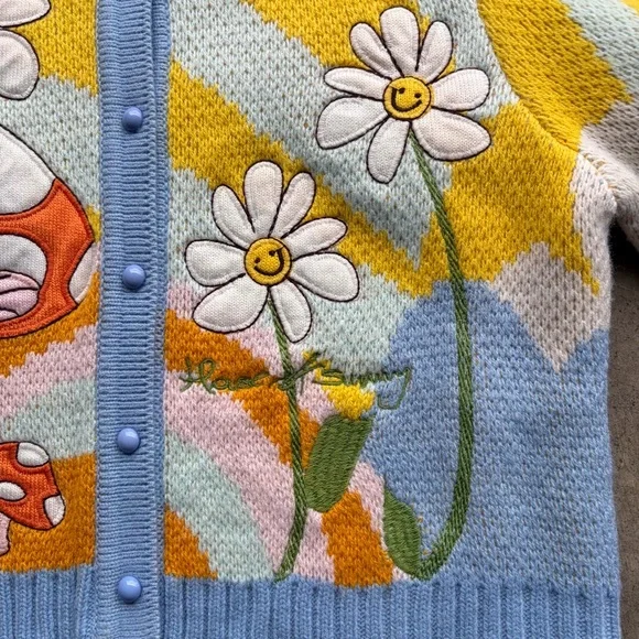 House of Sunny Cropped Cardigan Boho Hippie Festival
Daisy Mushrooms - Picture 3 of 8